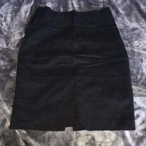 Joe Benbasset Black Skirt w/ Slit In Back Sz M